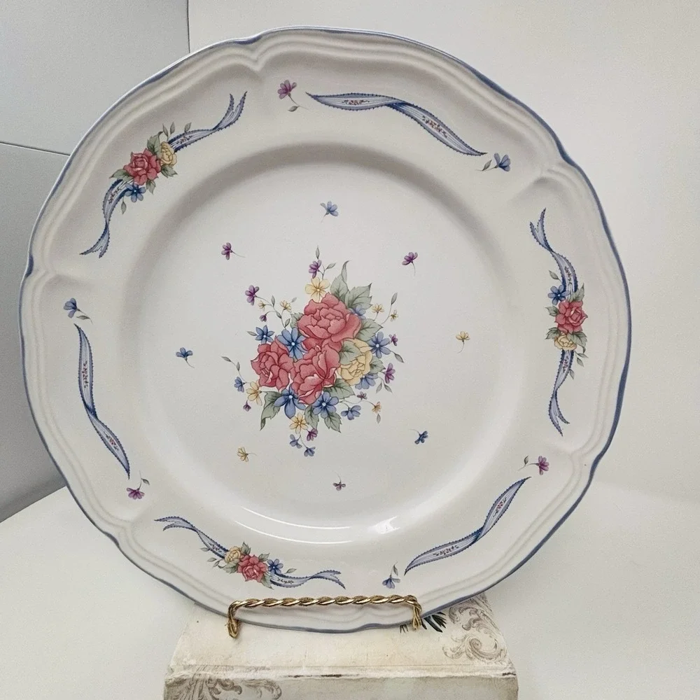 Vintage Casual Spring Garden Dinner Plates 10.5